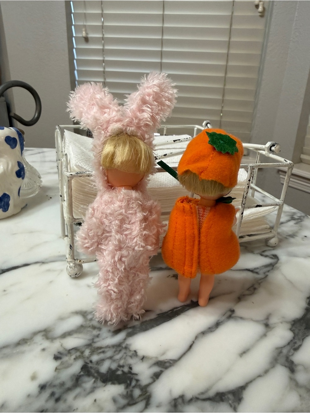 1994 Mattel Kelly Club Dolls – Pink Bunny & Pumpkin Costumes – 4.5” - Picture 15 of 17